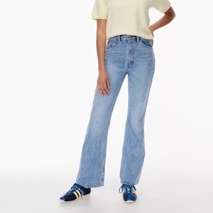 Aritzia Denim Forum - Marlene 60s High Rise Flare (30L)